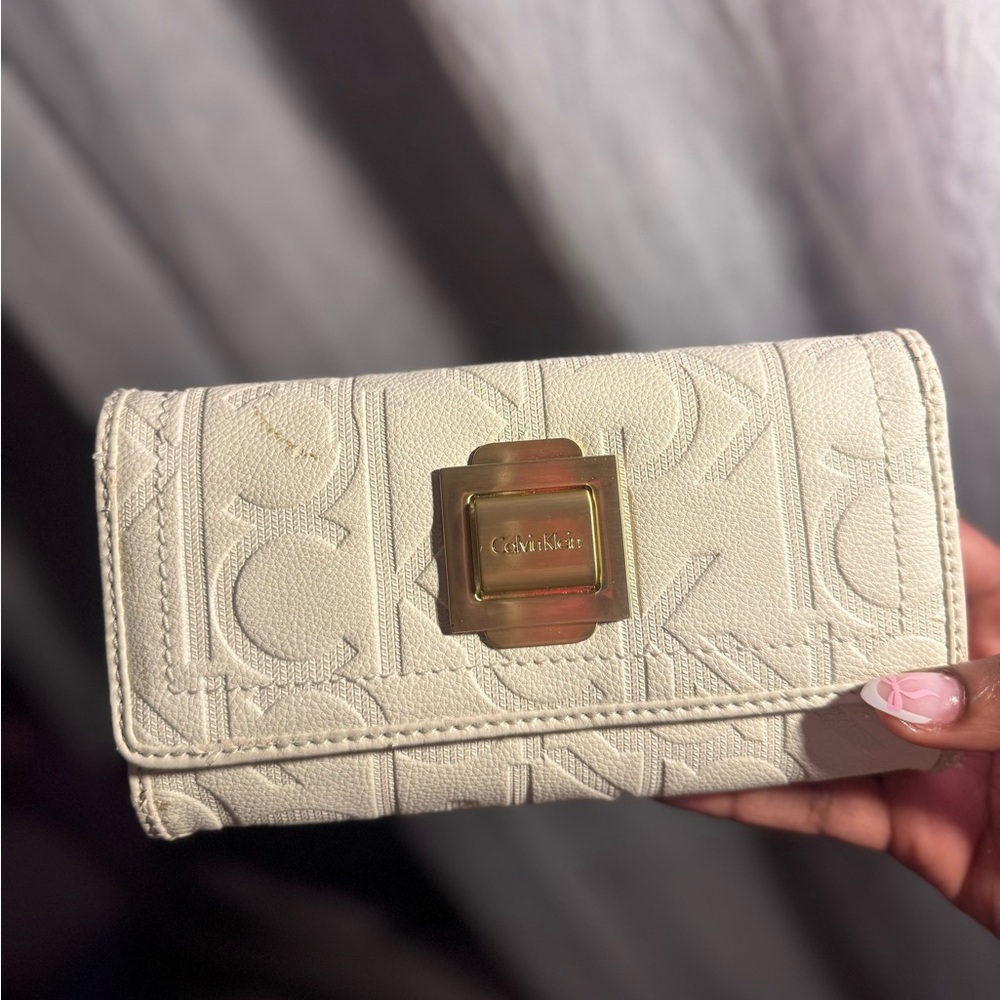 CalvinKlein Soft-White wallet